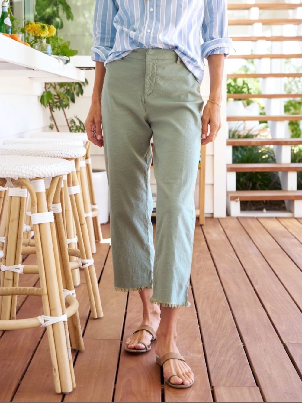 Frank & Eileen Sage Green Cropped Frayed-Hem Jeans